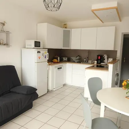 Rez De Jardin A 100m De La 公寓 滨海卡瓦莱尔